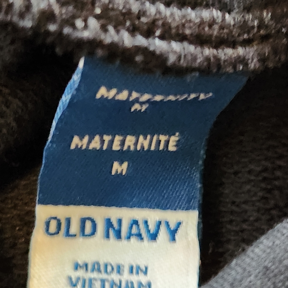Maternity Shorts - Picture 2 of 3